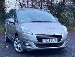 Grey Used 2015 Peugeot 5008 Allure SUV | £4,985 (Good price)