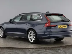Blue Used 2022 Volvo V90 Momentum Estate | £21,995 (Good price)