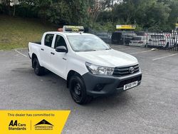 White Used 2019 Toyota HiLux Active Pickup | £17,500 (Good price)