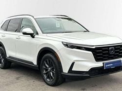 Premium paint platinum white New 2025 Honda CR-V Elegance SUV | £36,990 (Fair price)
