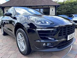 Black Used 2016 Porsche Macan SUV | £20,777 (Fair price)
