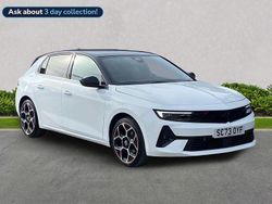 White Used 2024 Vauxhall Astra | £18,995 (Good price)