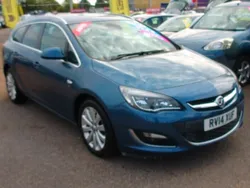 Blue Used 2014 Vauxhall Astra Elite Estate | £5,995 (Expensive)