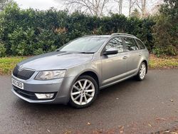 Grey Used 2013 Skoda Octavia Elegance Estate | £3,399 (Expensive)