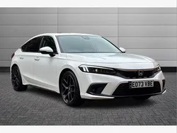 Platinum white Used 2023 Honda Civic Advance Hatchback | £27,495 (Good price)