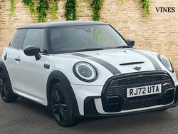 White Used 2022 Mini Cooper S Hatch Hatchback | £22,202 (Fair price)