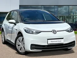 Glacier white metallic black Used 2021 VW ID.3 Pro Performance Hatchback | £14,627 (Good price)