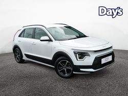 White Used 2022 Kia Niro SUV | £16,995 (Good price)