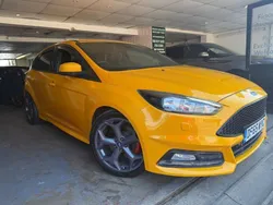 Yellow Used 2016 Ford Focus ST Hatchback | £8,990 (Good price)
