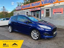 Blue Used 2016 Ford Fiesta Zetec Hatchback | £5,695 (Fair price)