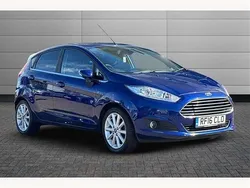 Blue Used 2016 Ford Fiesta Titanium Hatchback | £5,395 (Good price)