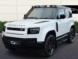White Used 2024 Land Rover Defender HSE Dynamic SUV | £56,995