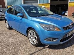 Blue Used 2010 Ford Focus Titanium Hatchback | £1,299 (Fair price)