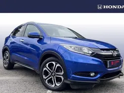 Brilliantly sporty blue Used 2017 Honda HR-V EX SUV | £12,495 (Fair price)