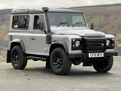 Silver Used 2015 Land Rover Defender SUV | £30,999 (Super price)