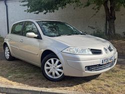 Gold Used 2008 Renault Mégane III Dynamique Hatchback | £2,995 (A bit pricey)