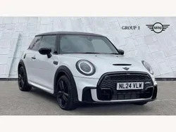White Used 2024 Mini Cooper S Hatch Hatchback | £24,990 (Fair price)