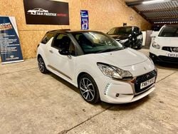 White Used 2017 DS Automobiles DS3 Connected Chic Hatchback | £4,199 (Fair price)