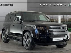 Used 2025 Land Rover Defender HSE Dynamic SUV | £69,995 (Fair price)