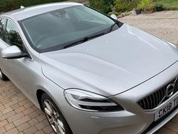 Silver Used 2018 Volvo V40 Inscription Hatchback | £14,399 (Fair price)