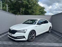 White Used 2020 Skoda Superb SportlinePlus Hatchback | £18,500 (Good price)
