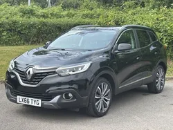 Black Used 2016 Renault Kadjar Signature SUV | £6,000 (Fair price)