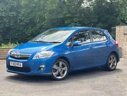 Blue Used 2012 Toyota Auris Hybrid Hatchback | £8,490 (Fair price)