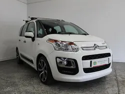 White Used 2015 Citroën C3 Picasso SELECTION MPV | £4,995 (Fair price)