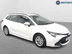 White Used 2024 Toyota Corolla Estate | £21,999 (Fair price)