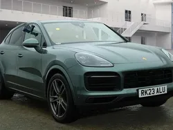 Green Used 2023 Porsche Cayenne Platinum Edition SUV | £67,990 (Expensive)