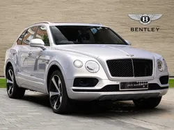 Extreme silver Used 2019 Bentley Bentayga SUV | £92,000