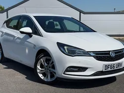 White Used 2016 Vauxhall Astra SRi Hatchback | £6,695 (Fair price)