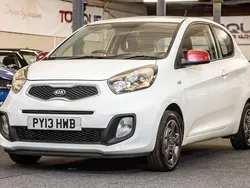 White Used 2013 Kia Picanto 2 Hatchback | £2,495 (Fair price)
