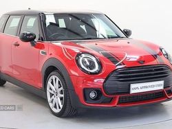 Red Used 2021 Mini Cooper Clubman Sport Estate | £17,450 (Fair price)