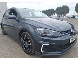 Blue Used 2020 VW Golf VII GTE Hatchback | £13,490 (Fair price)