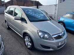 Silver Used 2011 Vauxhall Zafira MPV | £3,690 (Expensive)