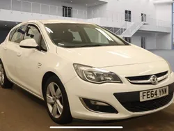 White Used 2014 Vauxhall Astra SRi Hatchback | £3,600 (Fair price)
