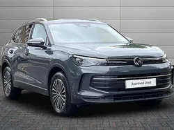 Dolphin grey Used 2025 VW Tiguan Match SUV | £30,995 (Expensive)
