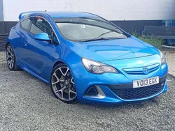 Blue Used 2013 Vauxhall Astra Coupe | £8,395 (Fair price)