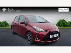 Red Used 2018 Toyota Yaris Hybrid Hatchback | £12,919 (Fair price)