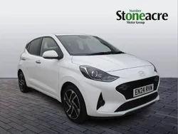 White Used 2024 Hyundai i10 Premium Hatchback | £14,995 (Fair price)