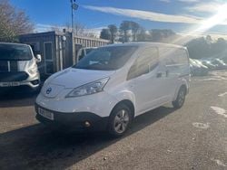 Blue Used 2019 Nissan e-NV200 Tekna Van | £5,900 (Good price)