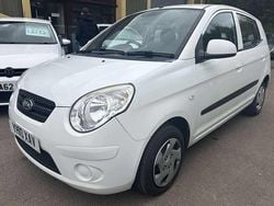 White Used 2010 Kia Picanto 2 Hatchback | £1,545 (Good price)