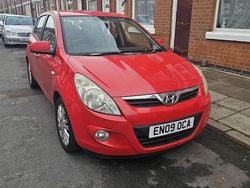 Red Used 2009 Hyundai i20 Style Hatchback | £1,700 (Good price)