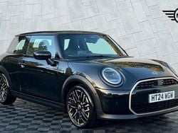 Black Used 2024 Mini Cooper S Hatch Hatchback | £26,290 (A bit pricey)