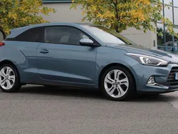 Blue Used 2016 Hyundai i20 Sport Coupe | £6,750 (Fair price)