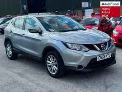 Silver Used 2016 Nissan Qashqai Acenta SUV | £6,290 (Good price)