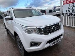 White Used 2016 Nissan Navara Tekna Pickup | £7,295 (A bit pricey)