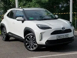 White Used 2023 Toyota Yaris Hybrid Design Estate | £20,998 (Good price)