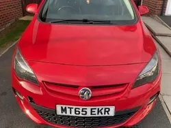 Red Used 2015 Vauxhall Astra Edition Hatchback | £3,295 (Expensive)